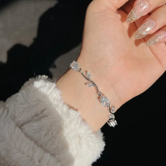 Korean Treding Tulip Braclet